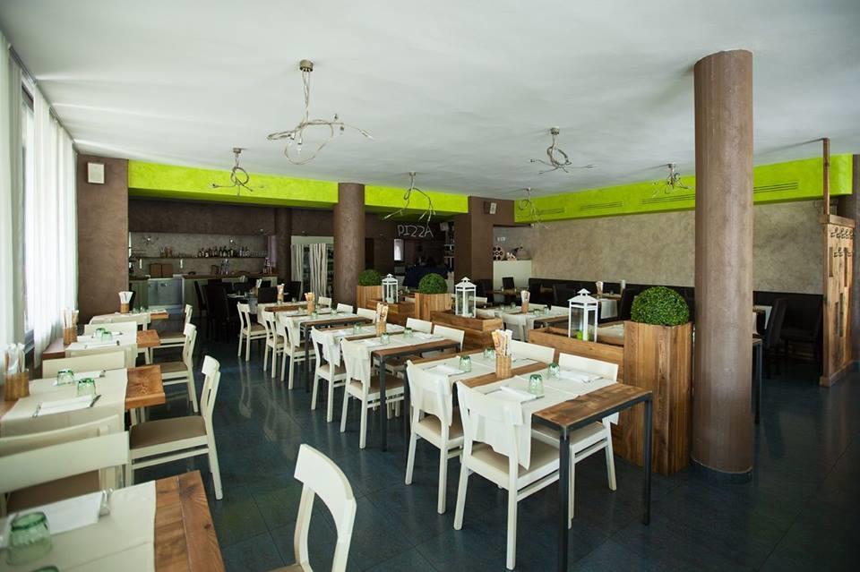 Albergo Giardinetto 스칸조로씨아테 외부 사진